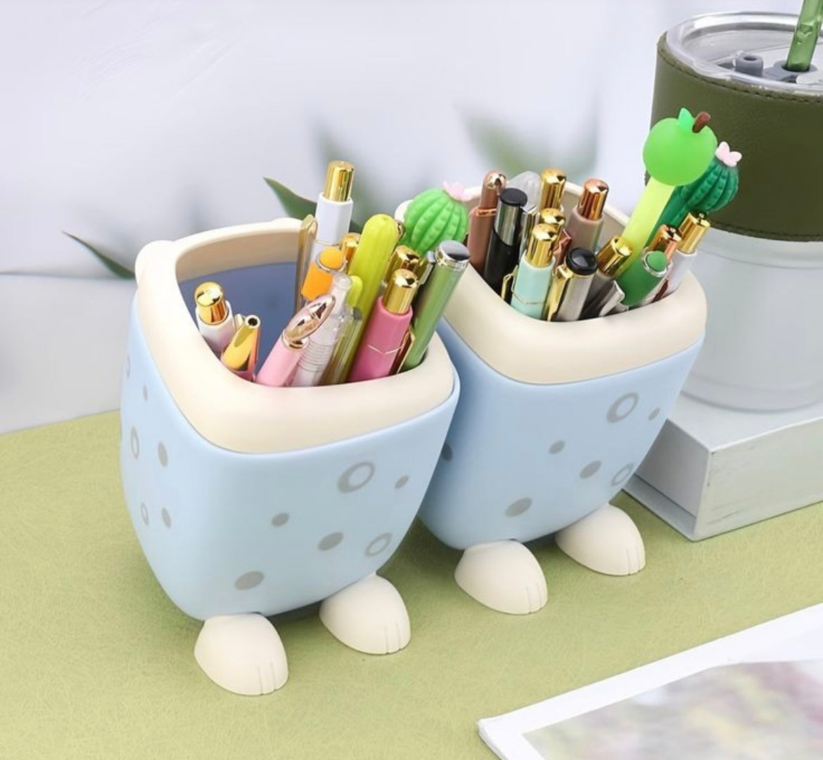 Leopard Shaped Pen Holder