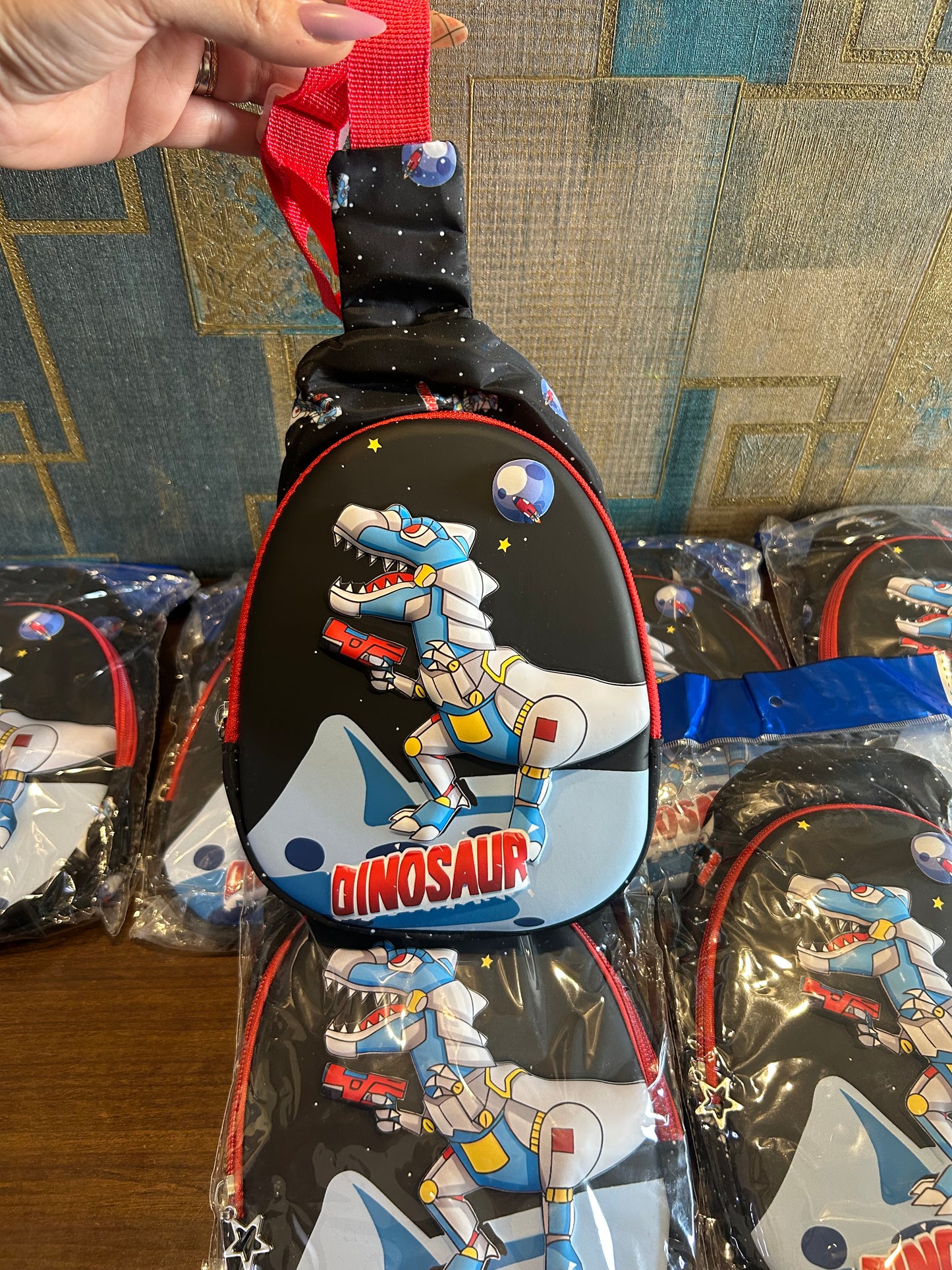 Eva Chest Bag