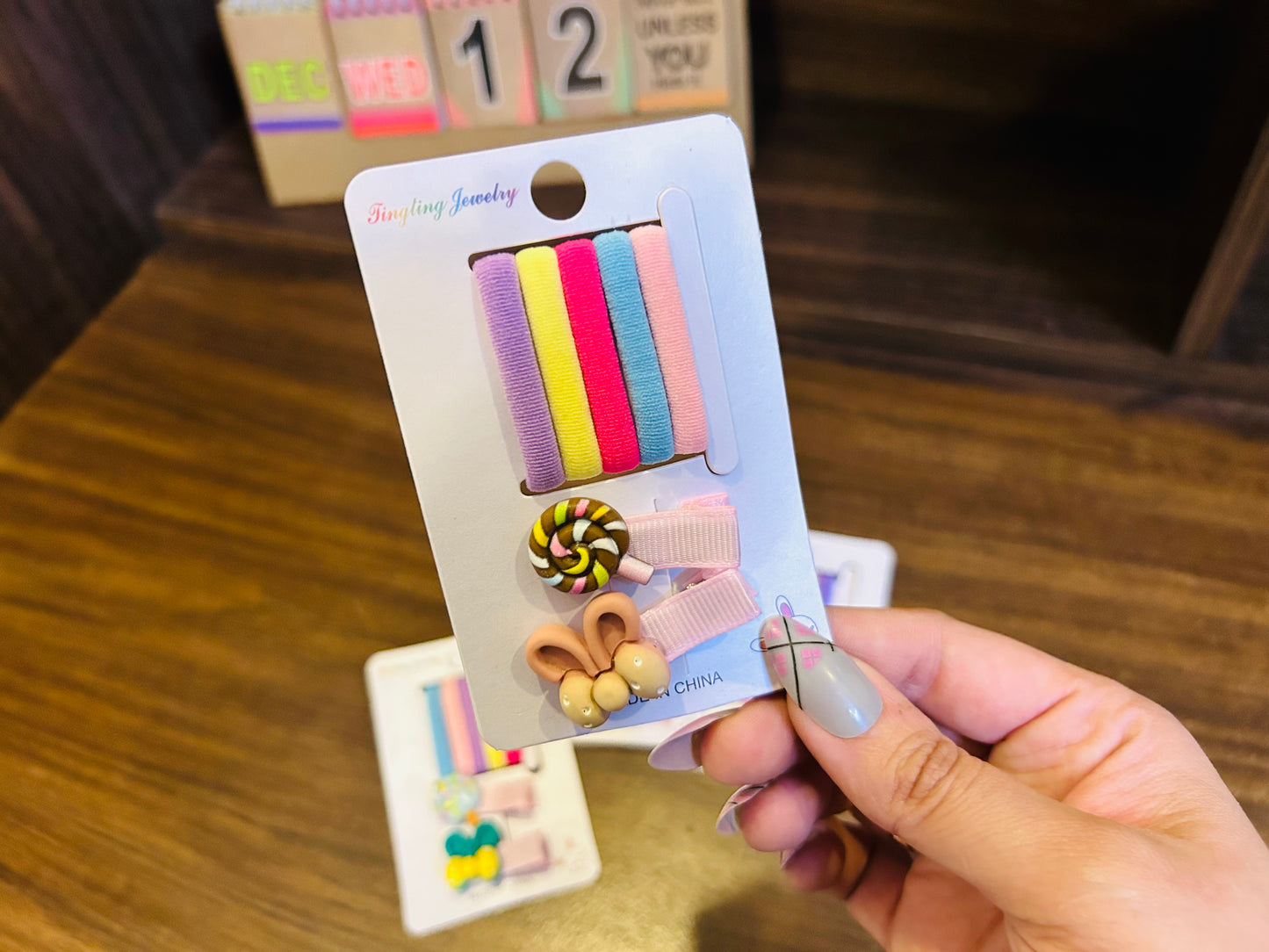 Rubber Band And Hair Clip