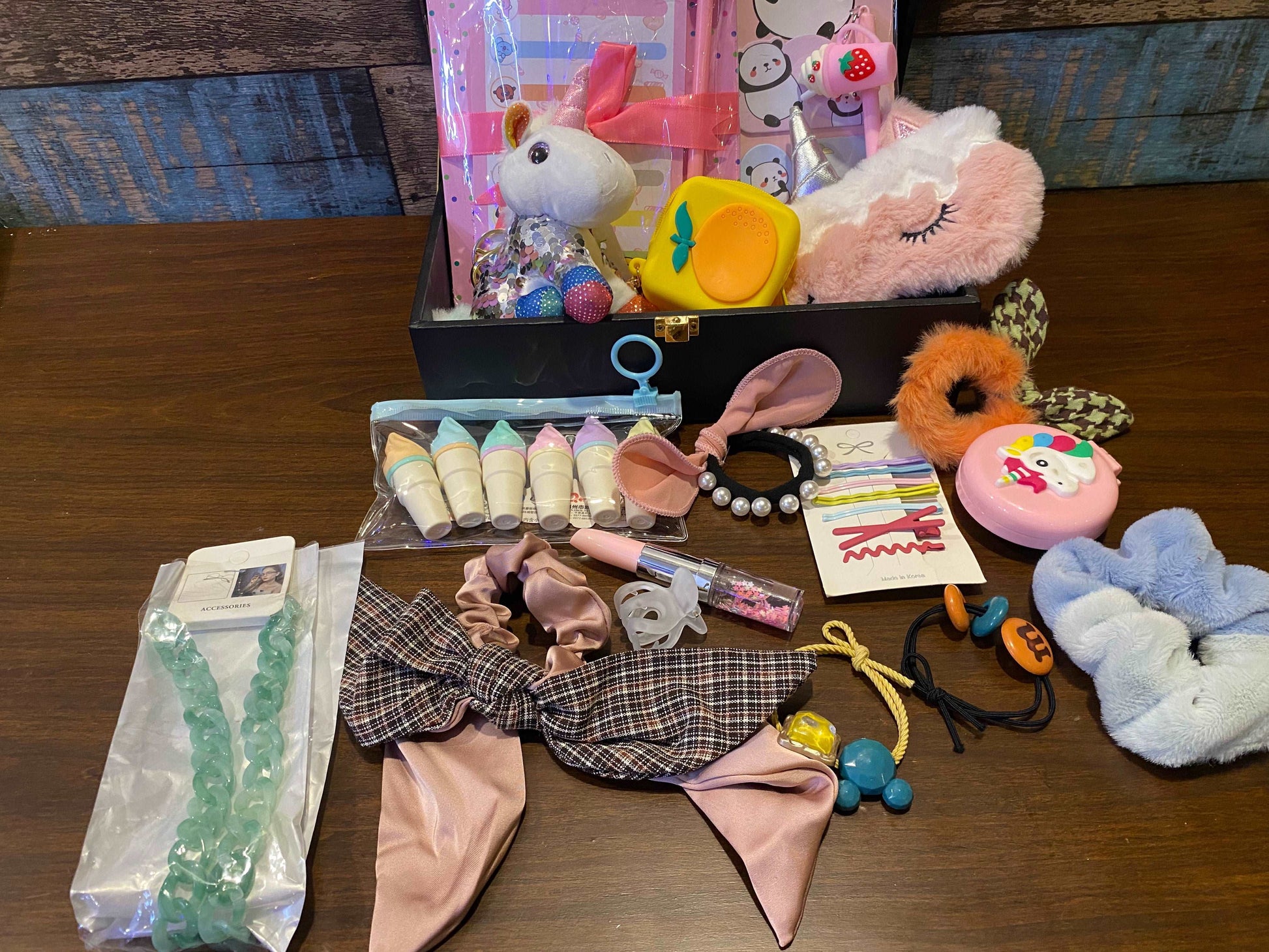 Best Friend Trunk Box