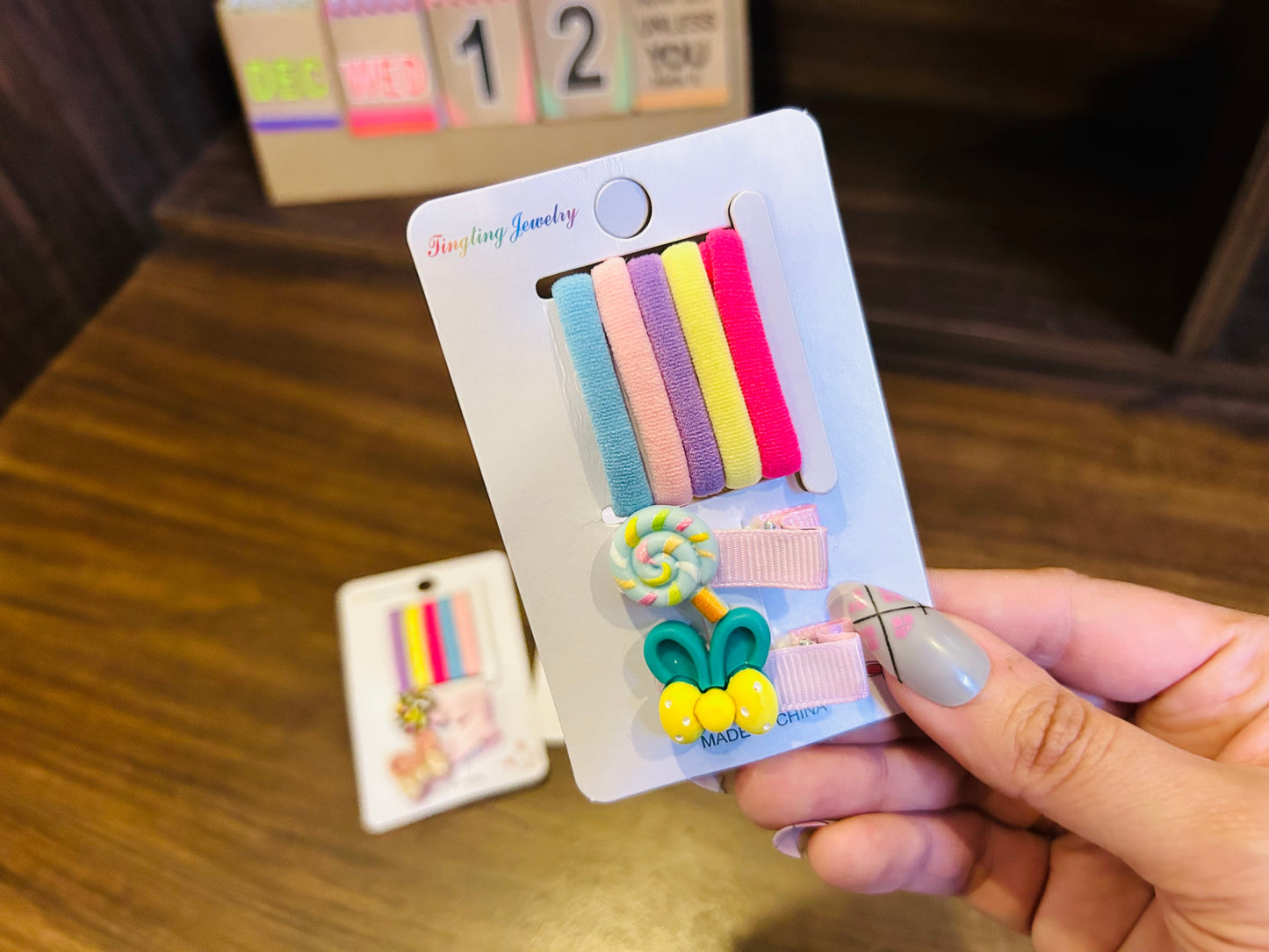 Rubber Band And Hair Clip