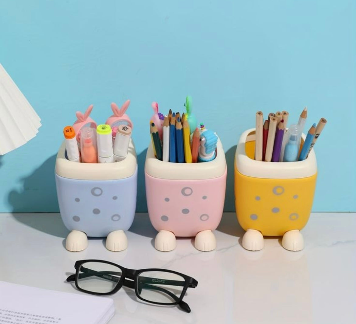 Leopard Shaped Pen Holder