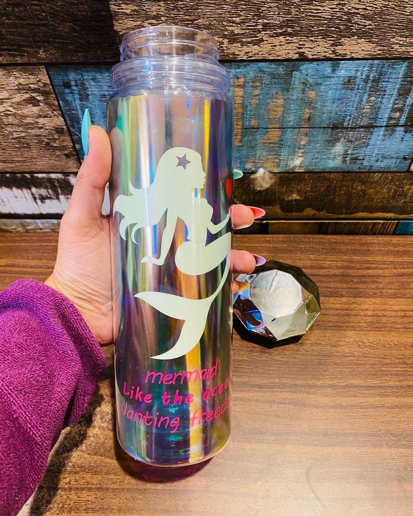Holographic Bottle