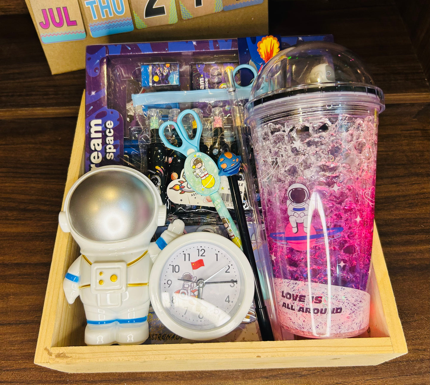 Space Hamper