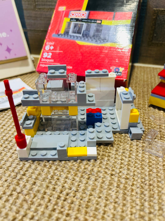 Oxxo Lego Set - 92 pcs