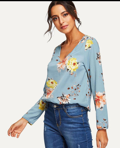 Shein V Neck Floral Print Top(Fits Upto 34 Bust)