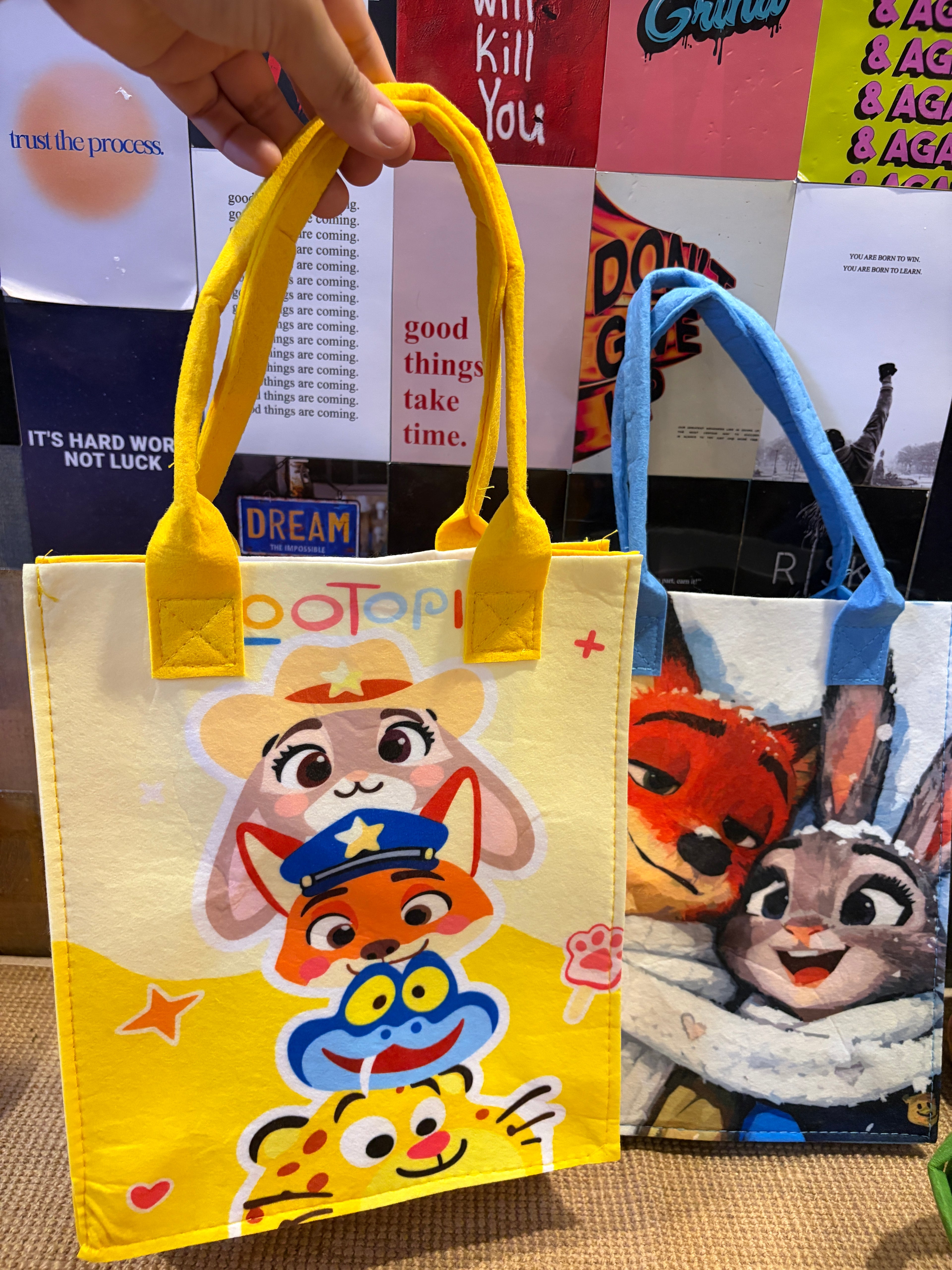 Zootopia Non Woven Carry Bag