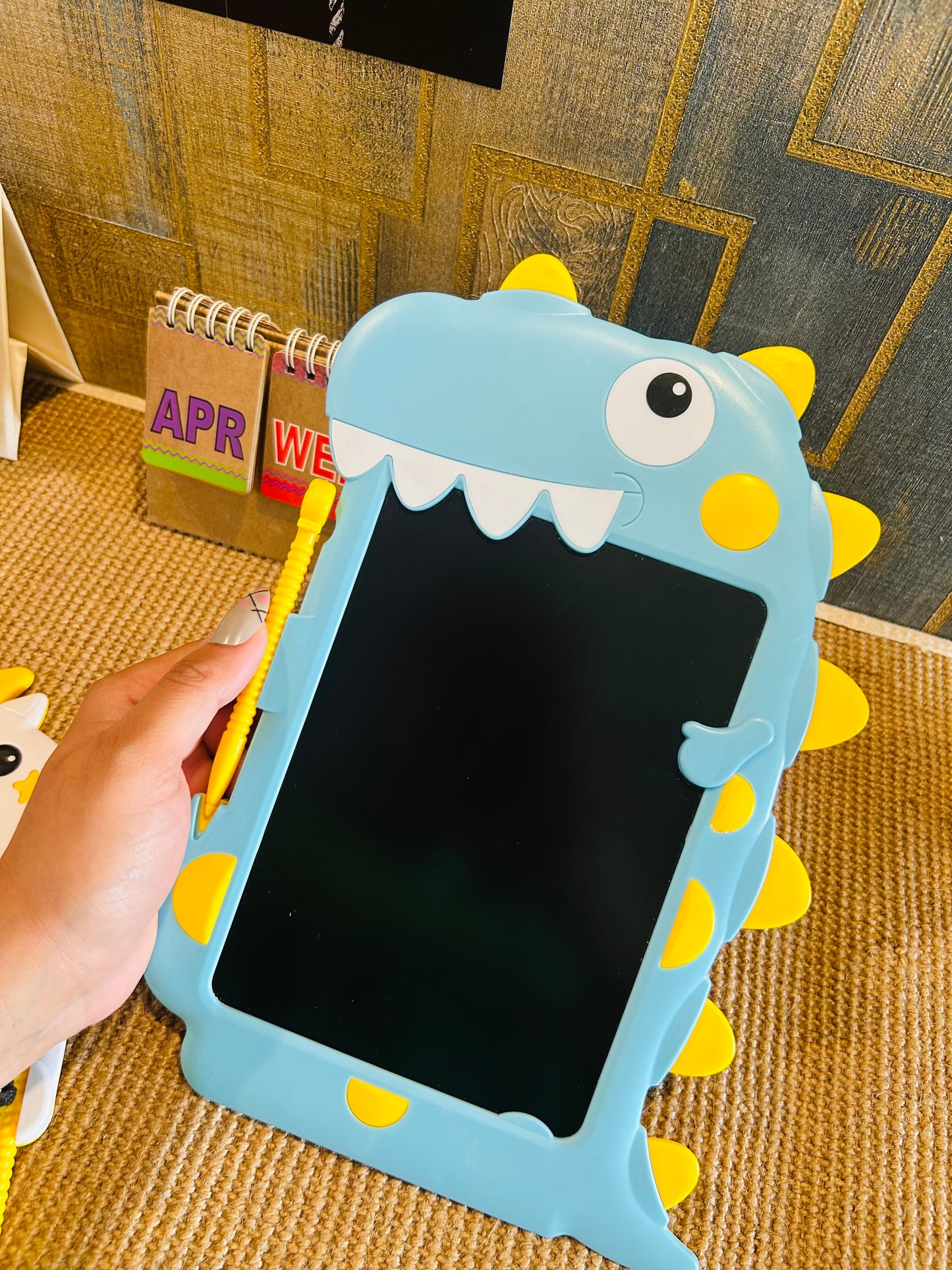 Scribbling Tab