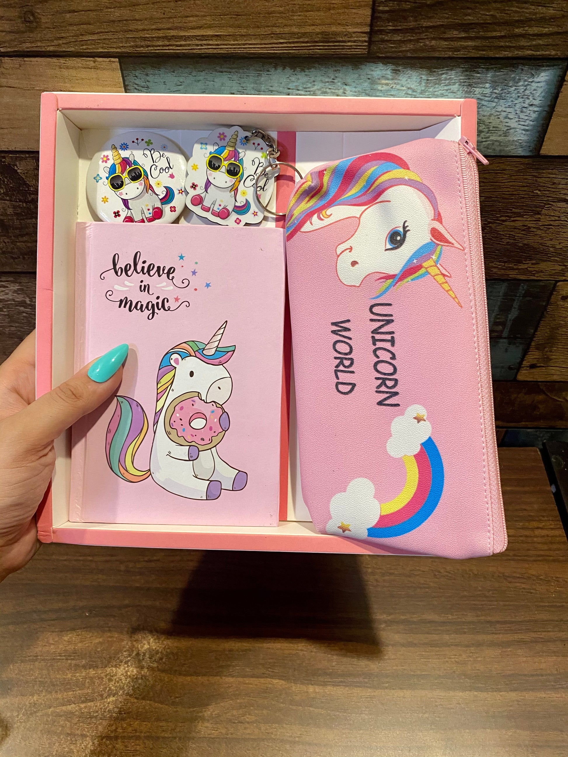 Unicorn Keyring Stationery Set