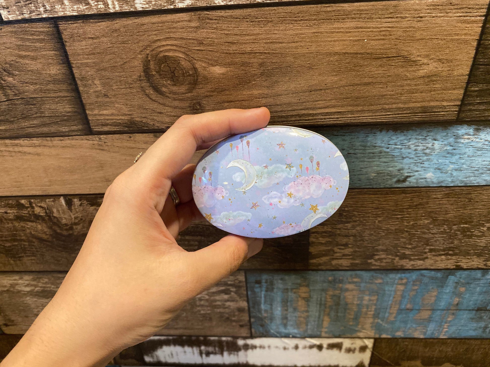 Unicorn Oval Tin