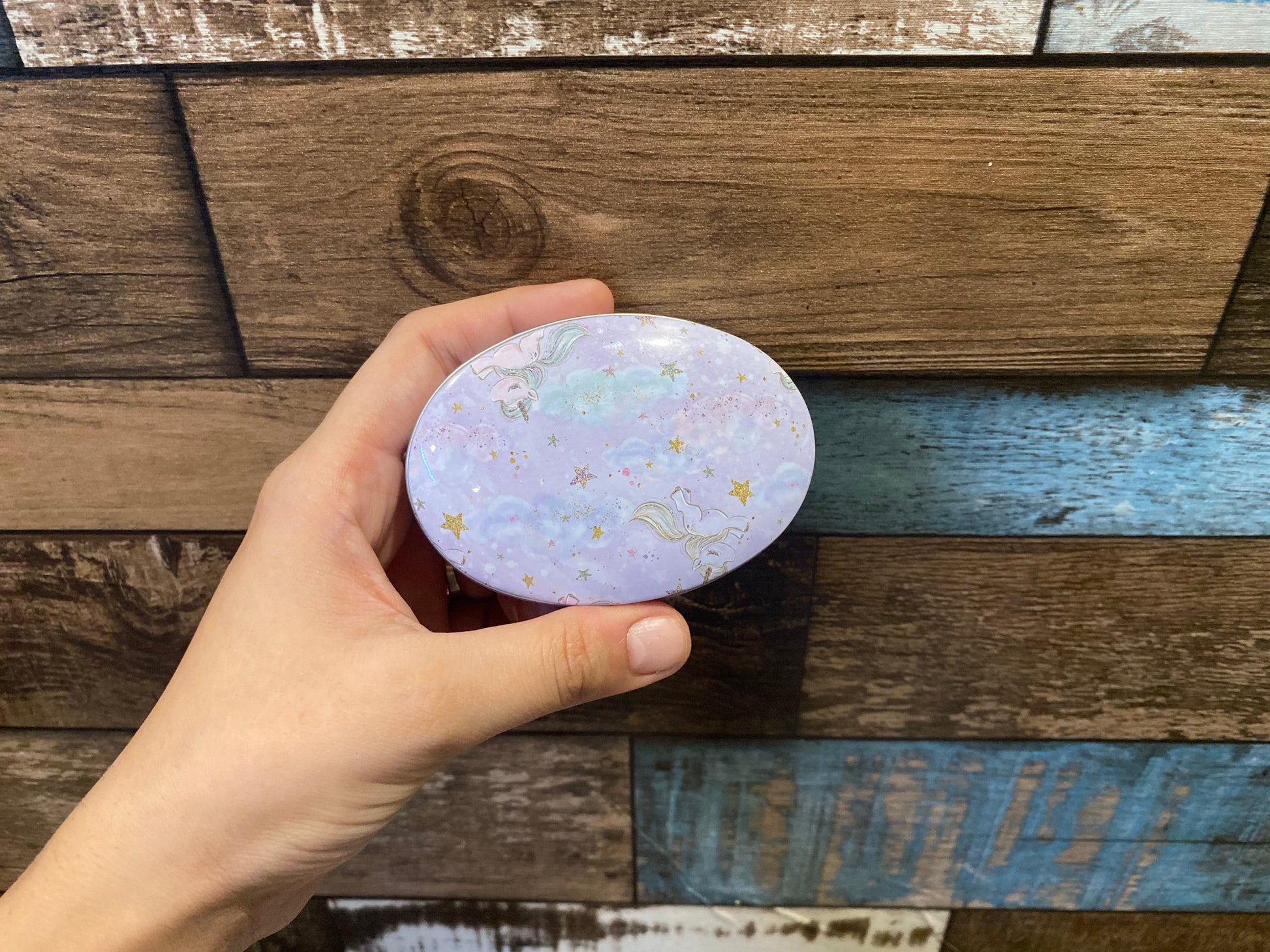 Unicorn Oval Tin